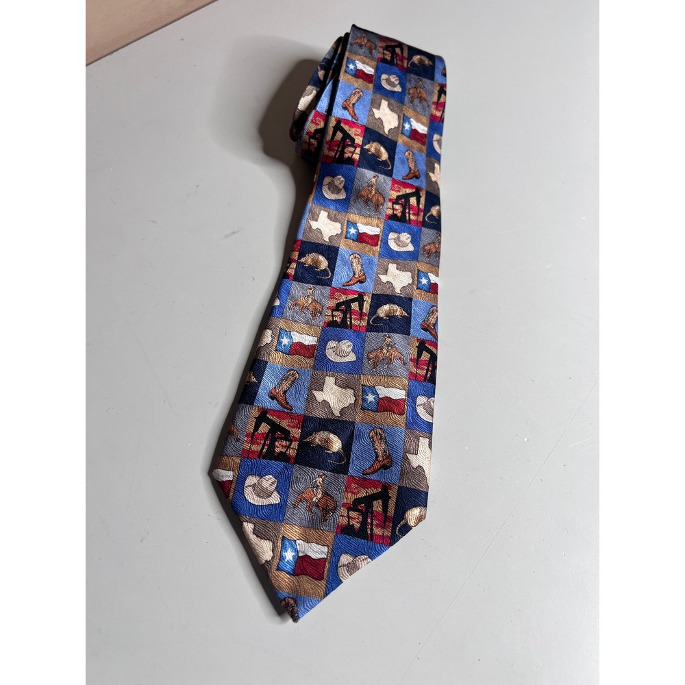 Puritan Mens Texas Theme Novelty Tie Blue Red Western Cowboy Oil Armadillo Flag
